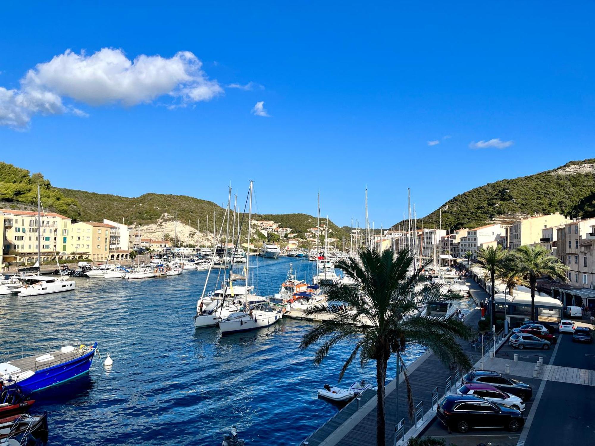 Joli T3 Sur Le Port De Bonifacio Avec Vue